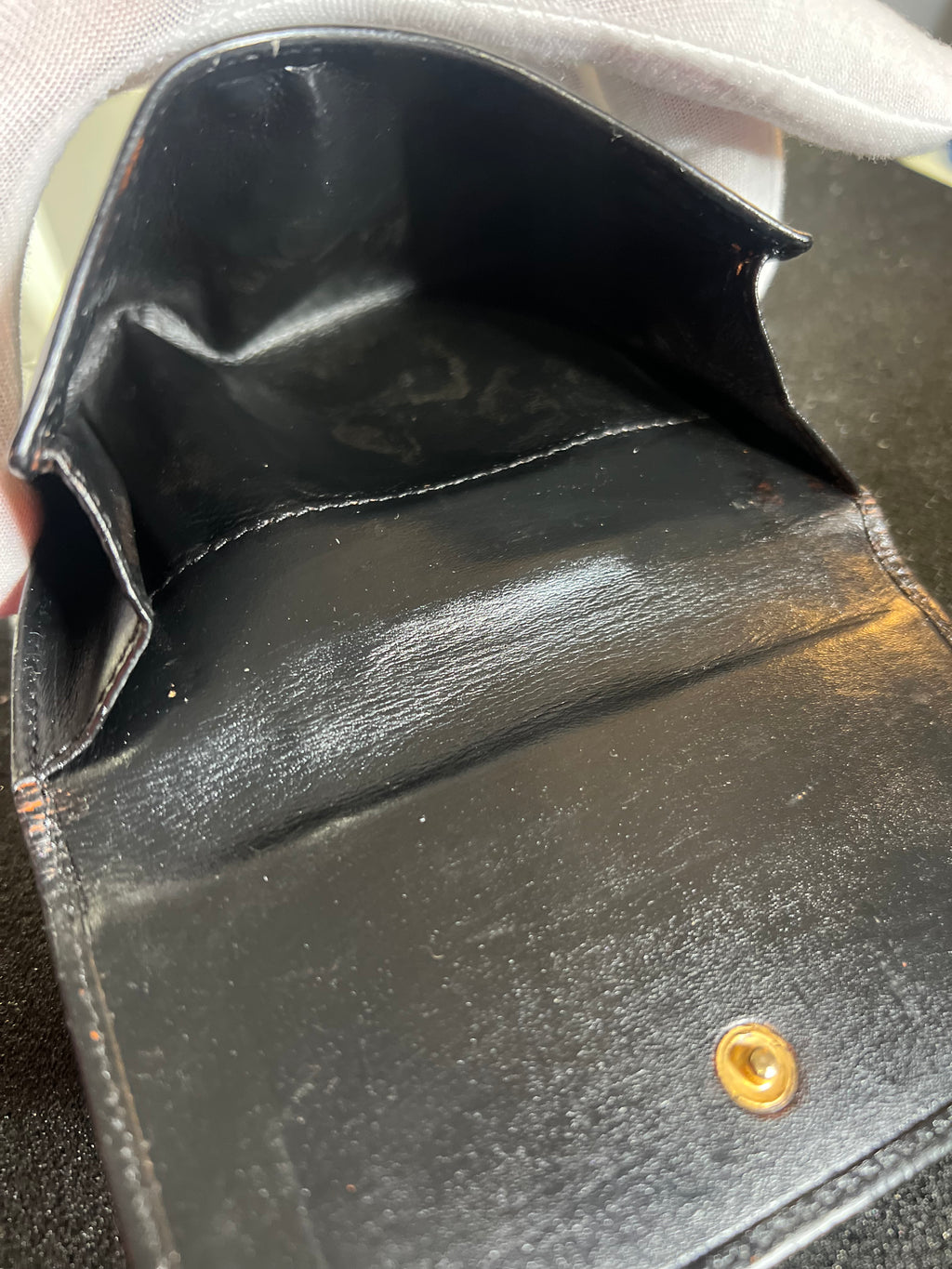 Gucci
GG Canvas Calfskin Compact Wallet