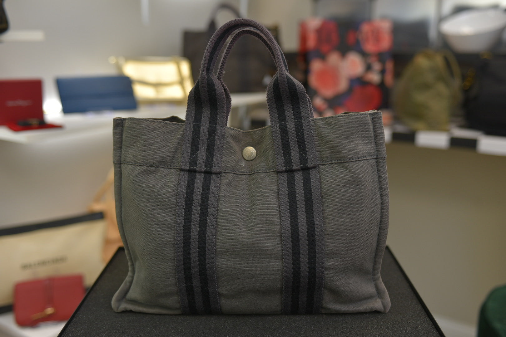 HERMES Black Gray Fourre Tout MM Small Canvas Tote Bag Purse