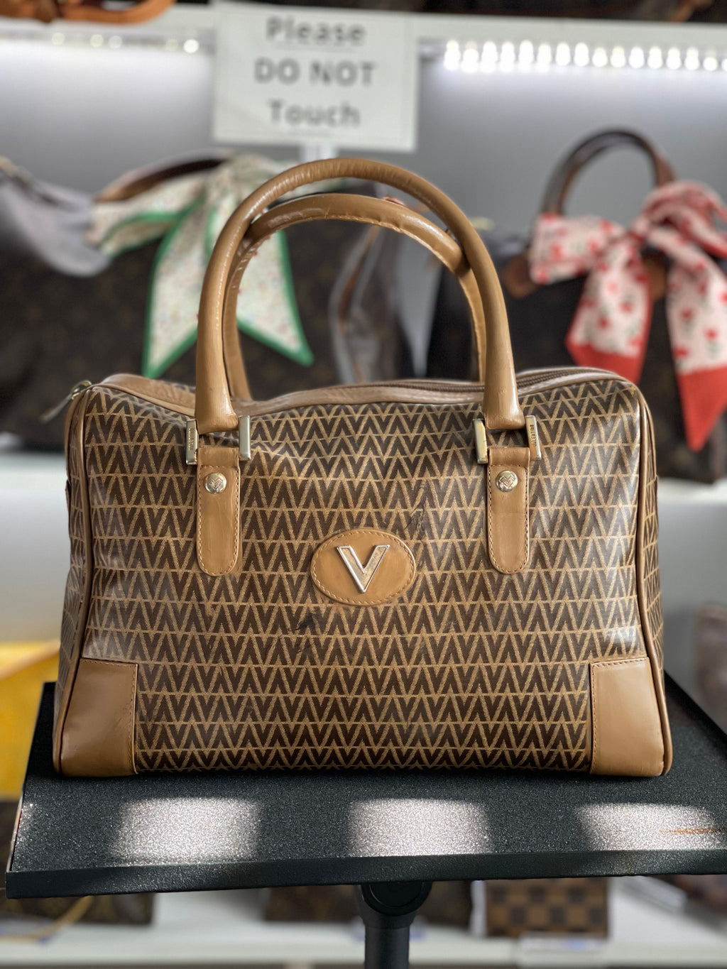 MARIO VALENTINO Boston Bag