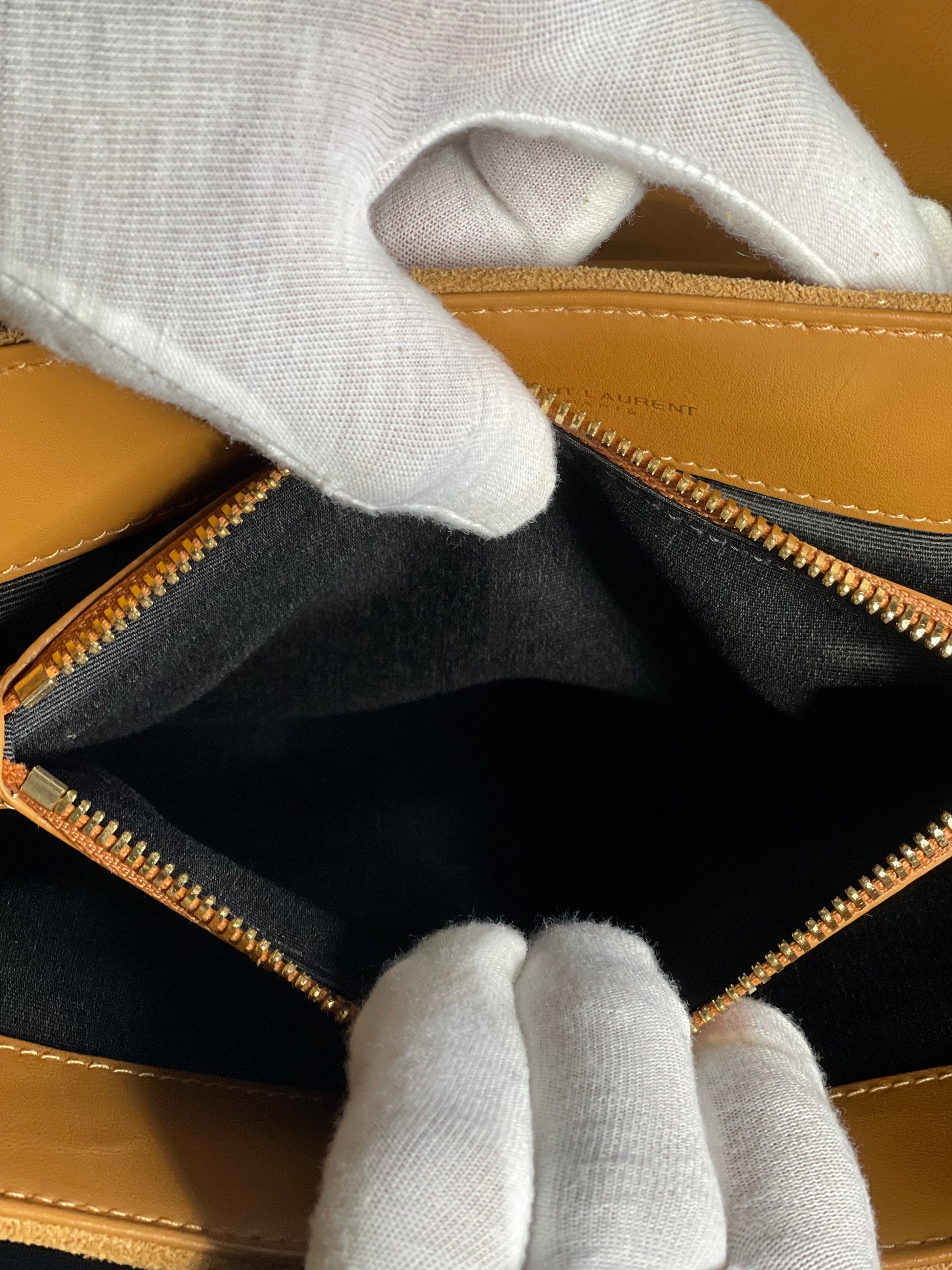 Saint Laurent
Medium Suede Monogram Matelasse LouLou Bag
