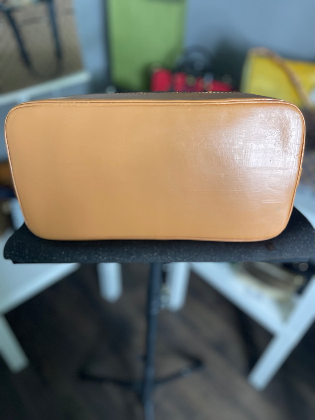 Louis Vuitton
Vintage Monogram Alma PM