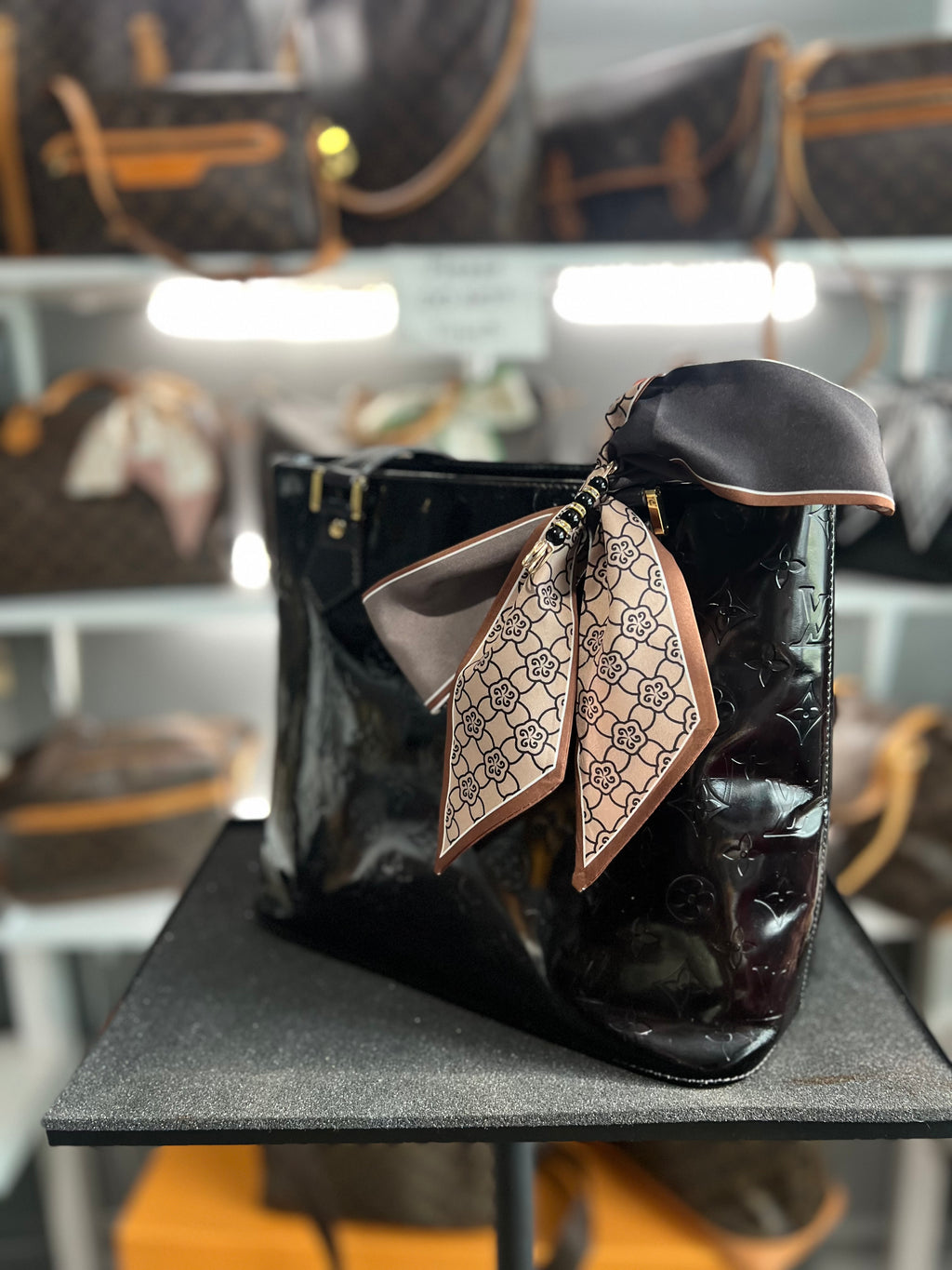 Authentic Louis Vuitton Vernis Houston Shoulder Hand Bag