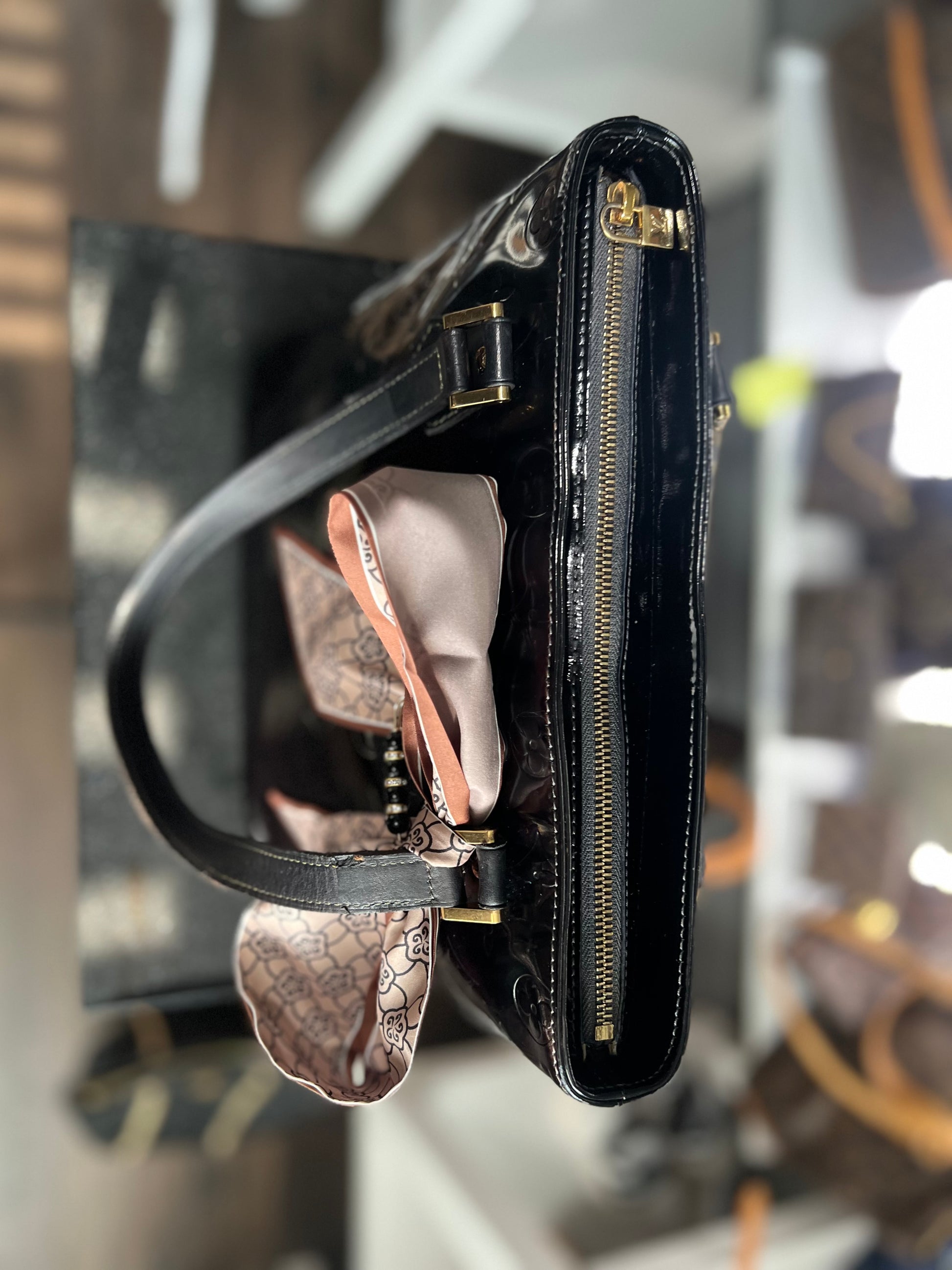 Authentic Louis Vuitton Vernis Houston Shoulder Hand Bag