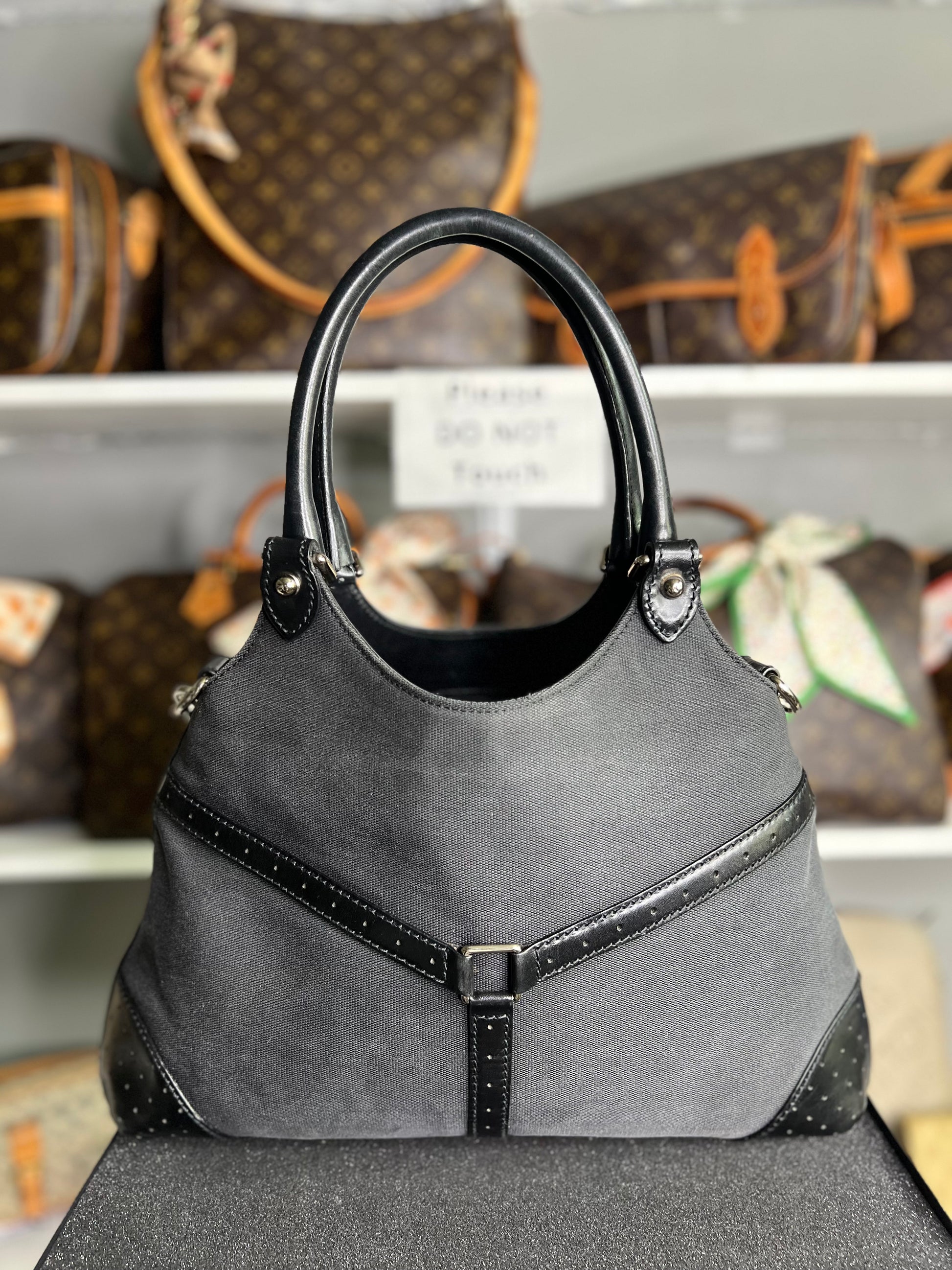 Gucci
Reins Shoulder Bag