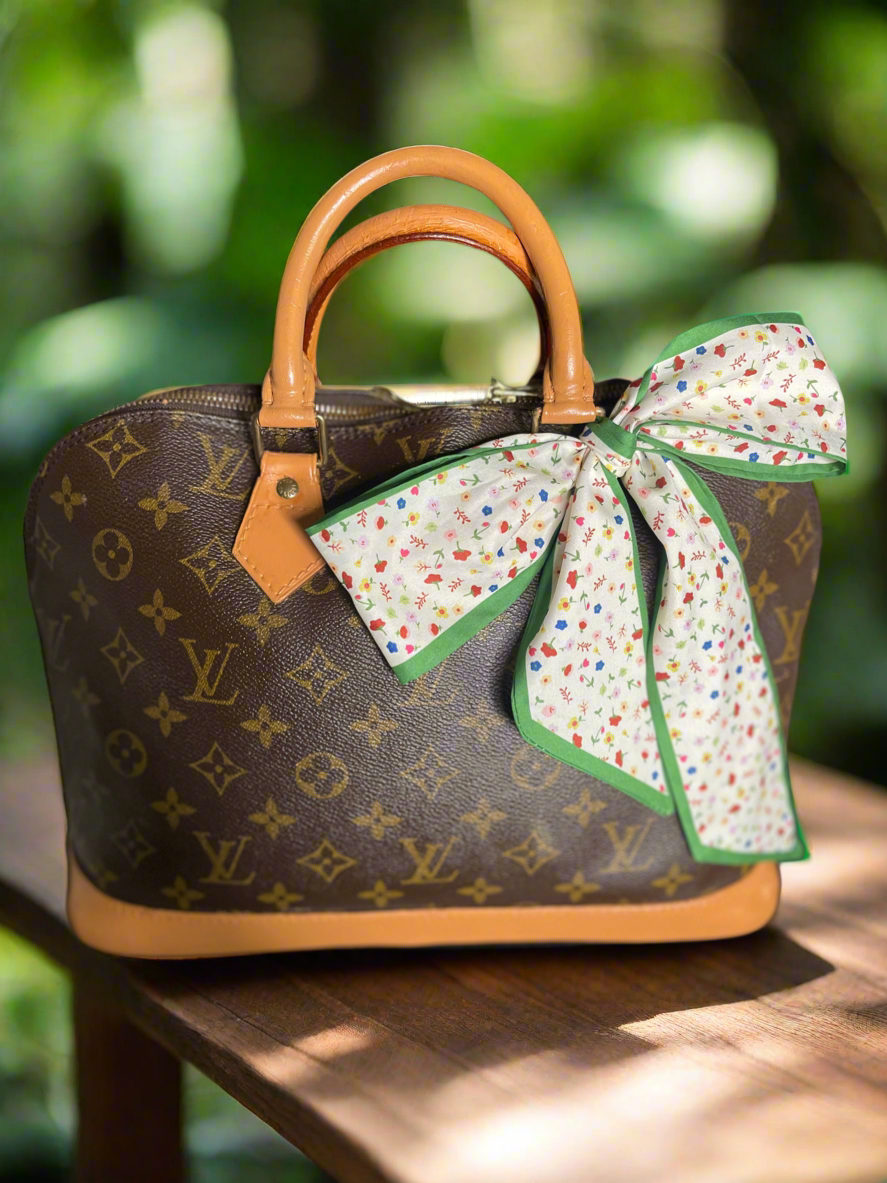 Louis Vuitton
Vintage Monogram Alma PM
