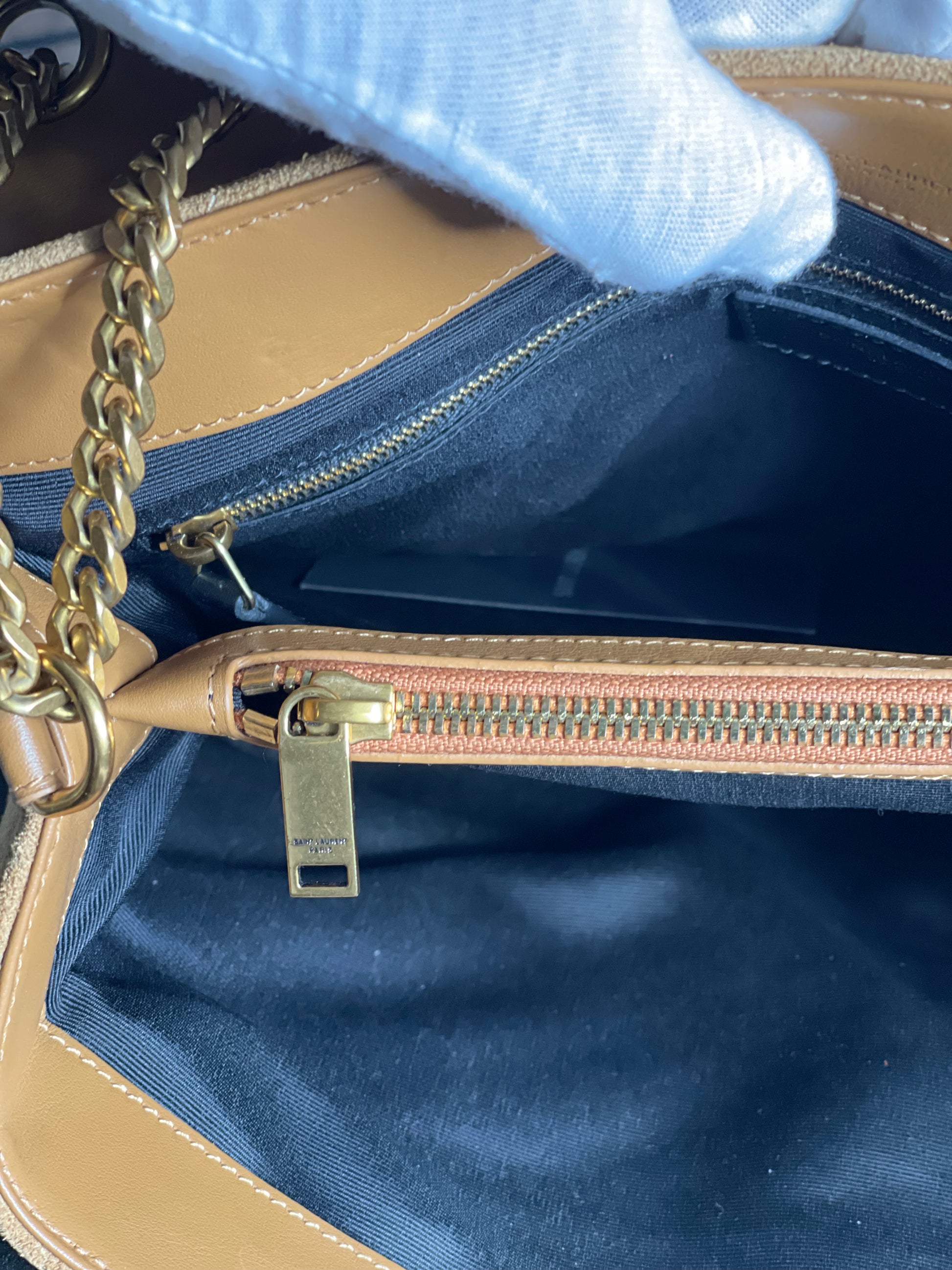 Saint Laurent
Medium Suede Monogram Matelasse LouLou Bag