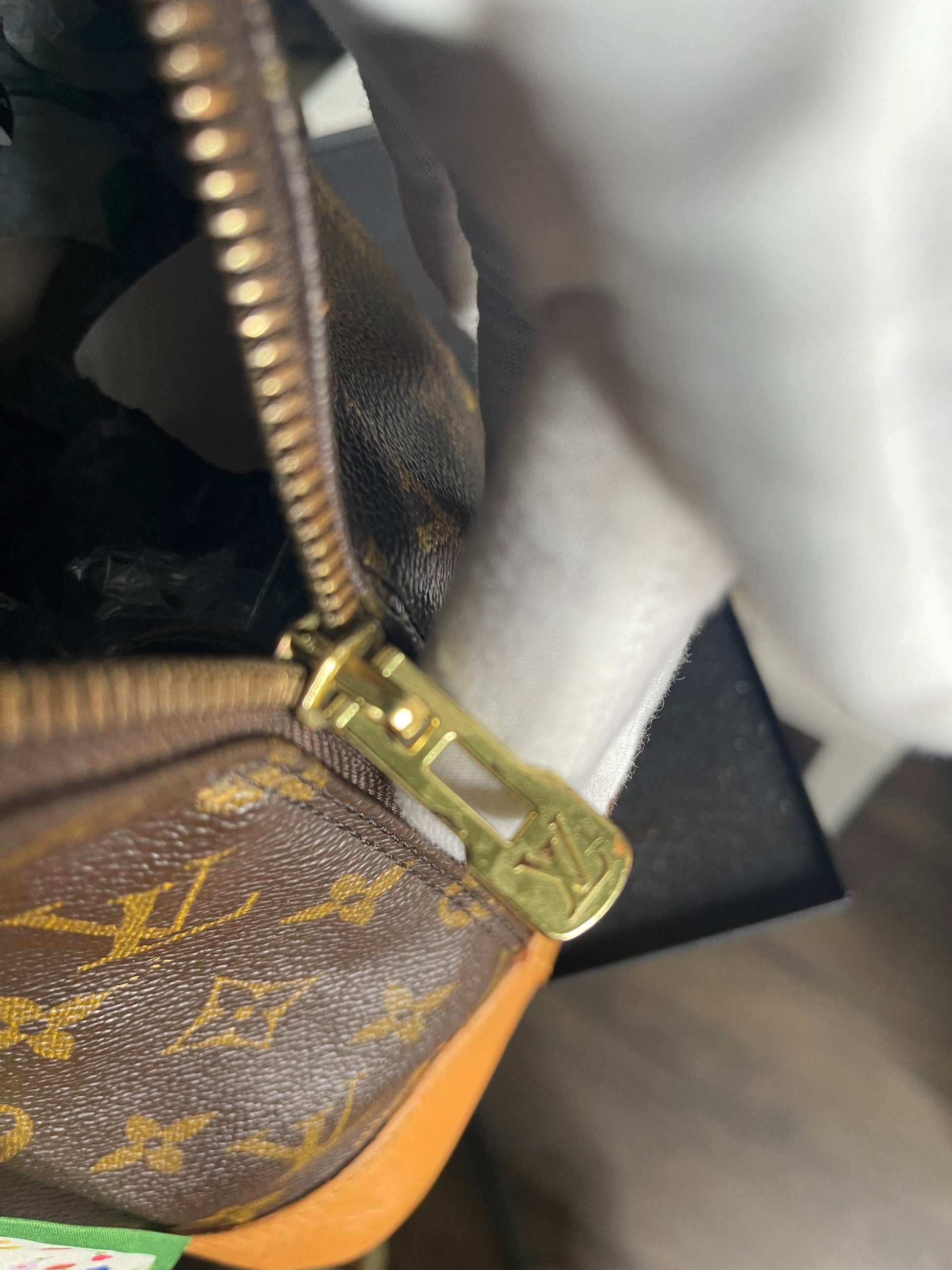 Louis Vuitton
Vintage Monogram Alma PM