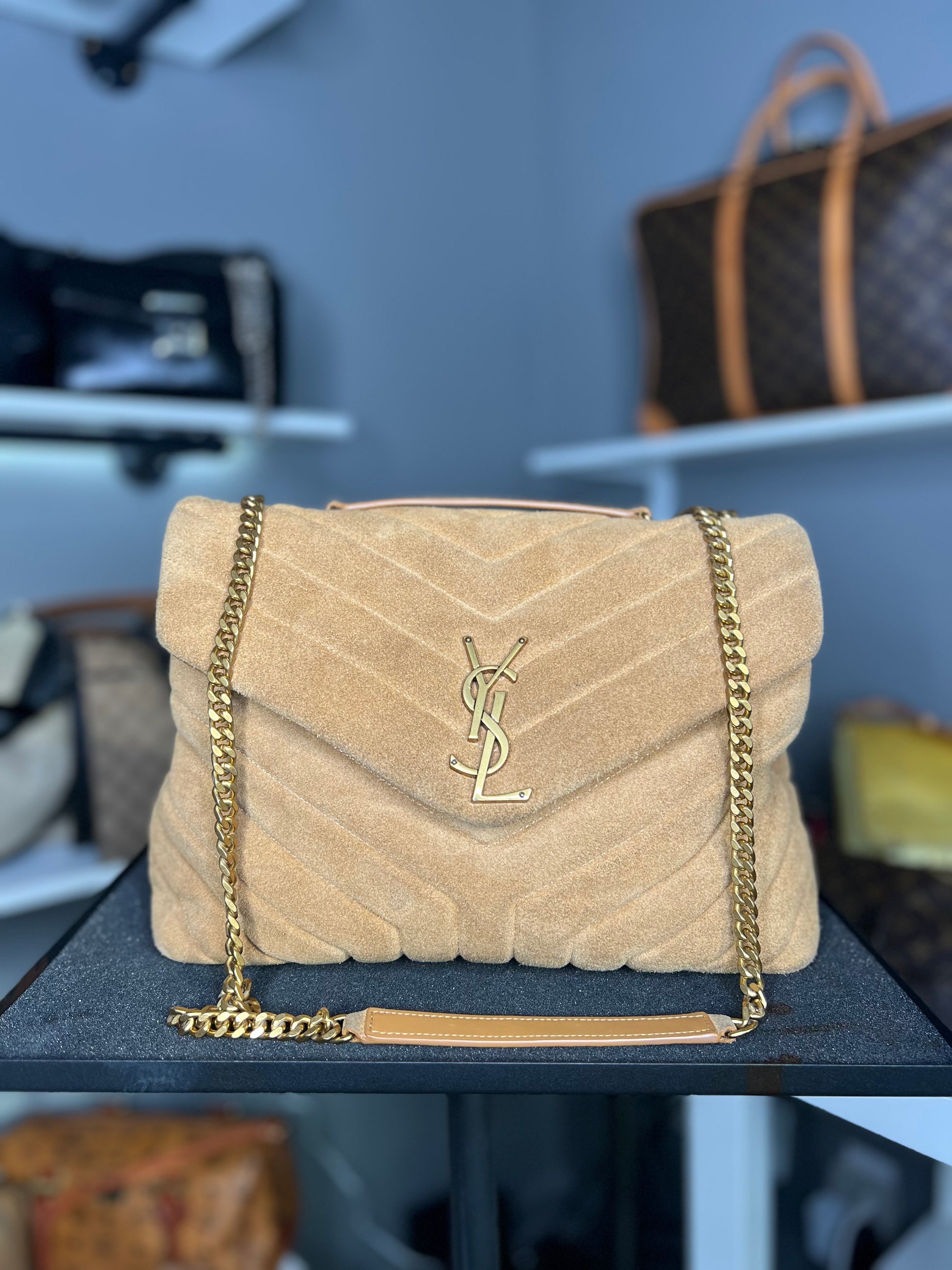 Saint Laurent
Medium Suede Monogram Matelasse LouLou Bag