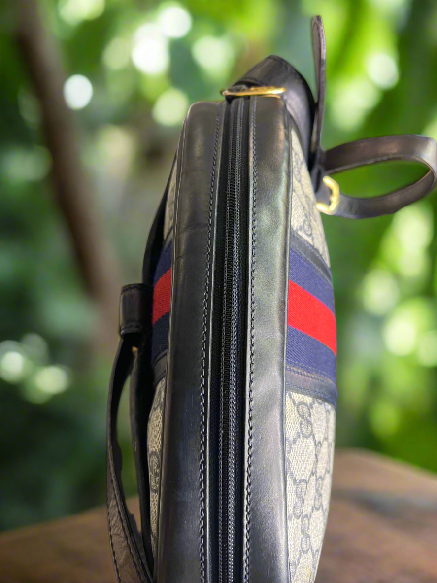 Authentic GUCCI Sherry Line Shoulder Cross Body Bag GG PVC Leather Navy