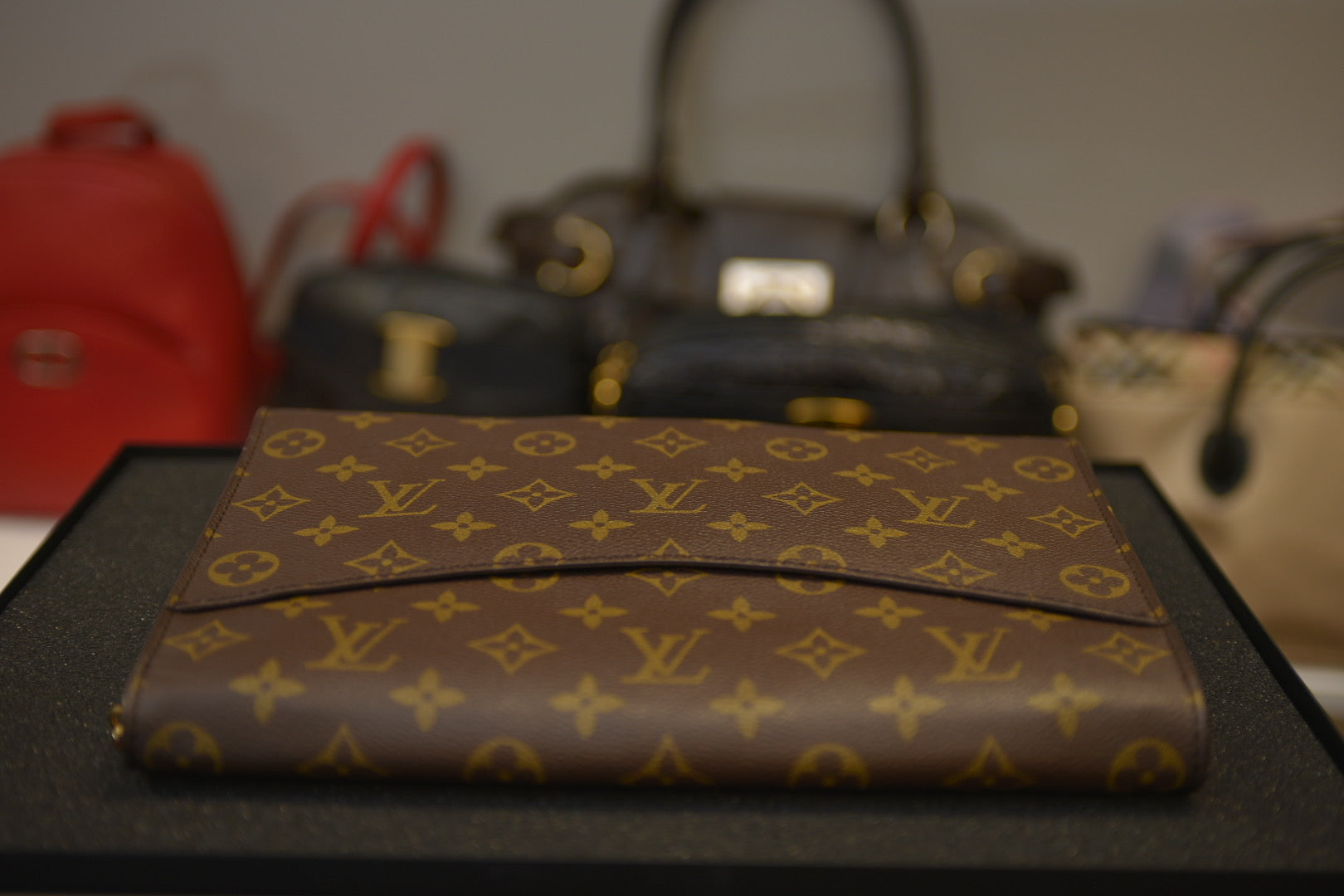 LOUIS VUITTON LV Bordeaux Monogram 2WAY Shoulder Bag Pochette Clutch Bag Brown