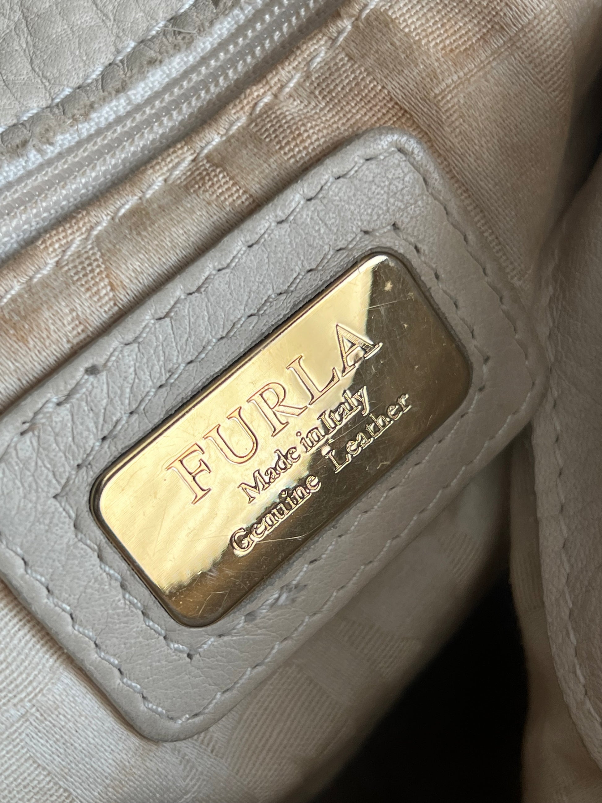 Furla Vintage Leather 2Way Shoulder Cross Body Bag
