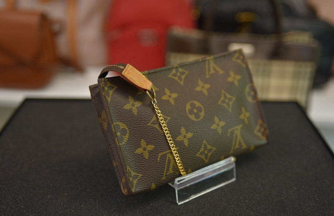 Louis Vuitton Pochette Accessory Pouch Brown Leather