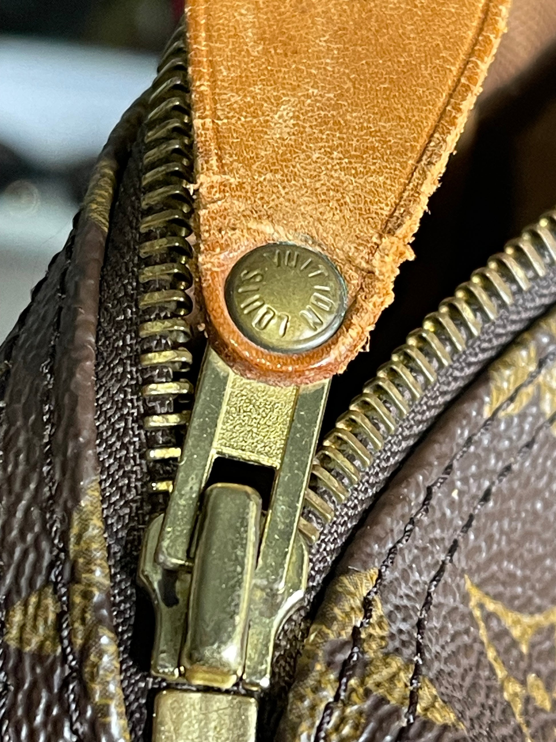 Louis Vuitton Speedy 30 LV Monogram Satchel Bag